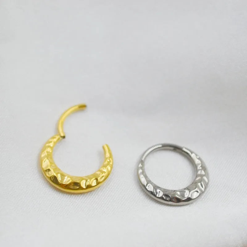 Titanium alloy ASTM F136 nose ring with concave-convex carving in gold or silver finish