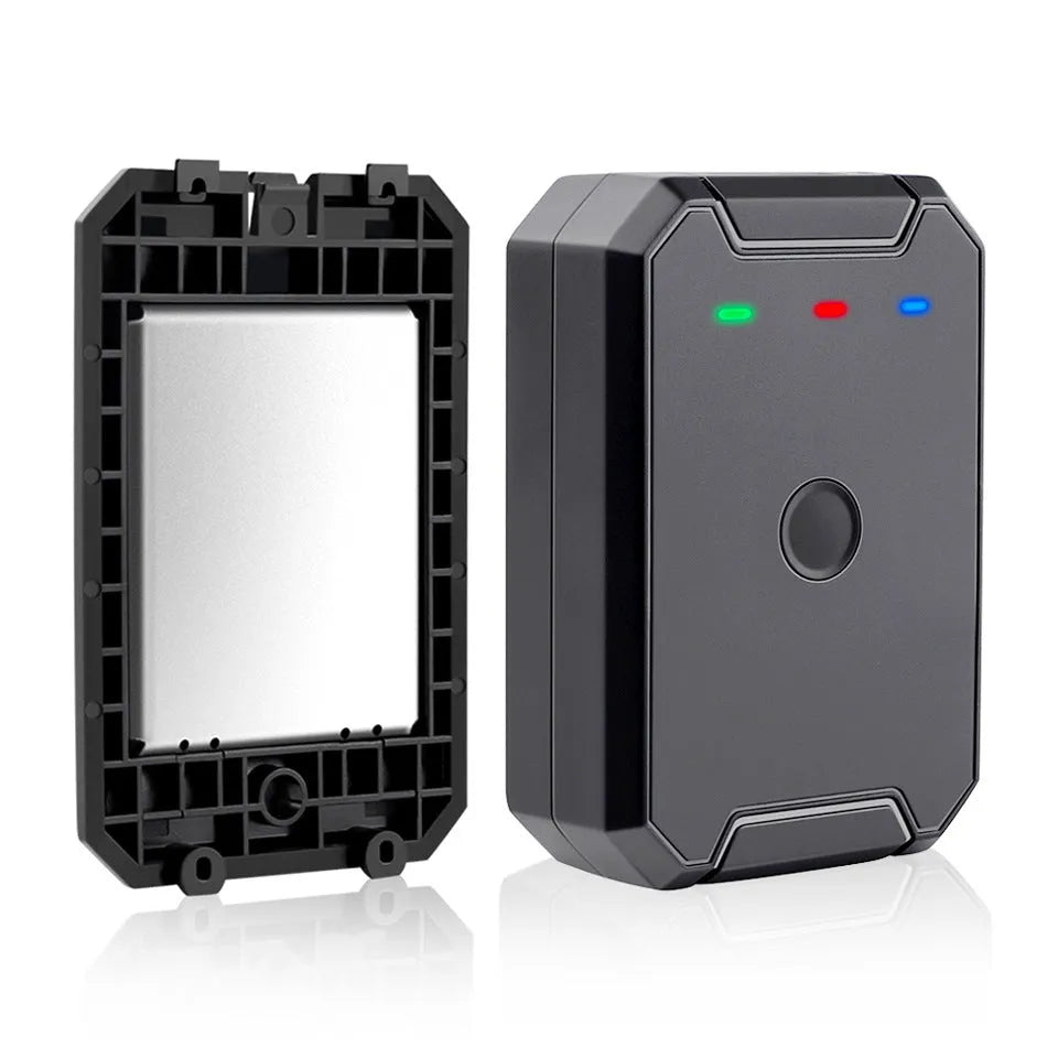 Black GPS car locator with 6000mAh battery showing IP65 waterproof rating and ceramic antenna