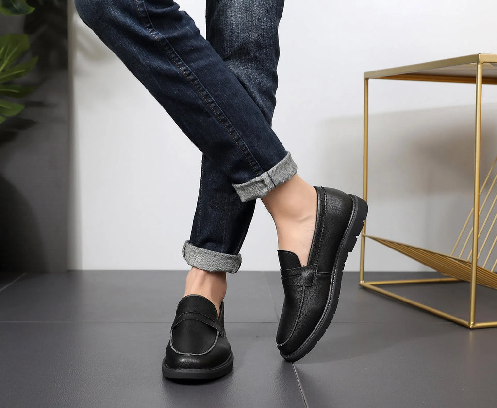 Men's casual slip-on shoes with microfiber upper, rubber sole, black tassel detailing, low top wedge heel