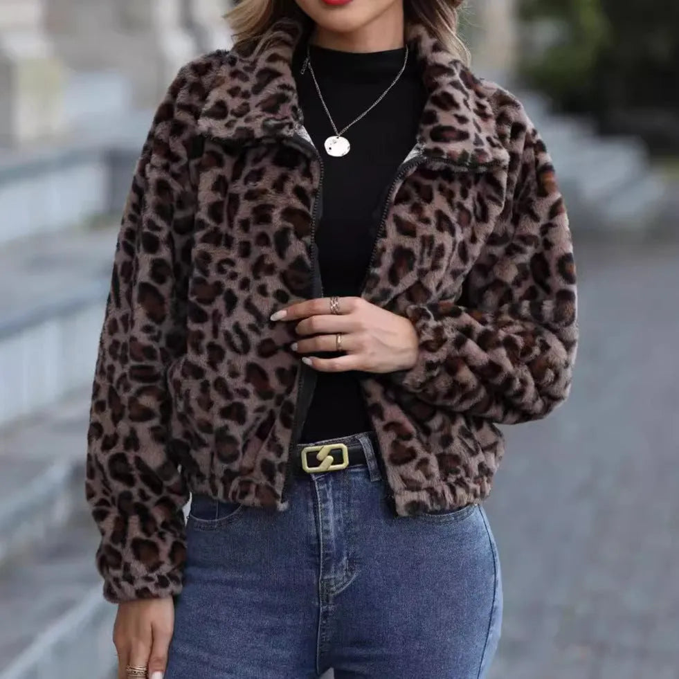Women's loose fit leopard print plush coat with zipper and raglan sleeves for autumn and winter wear