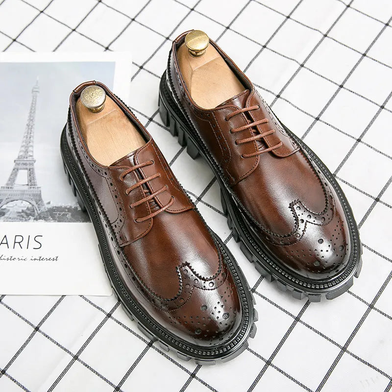 Men's black brogue shoes with round toe design and artificial PU upper