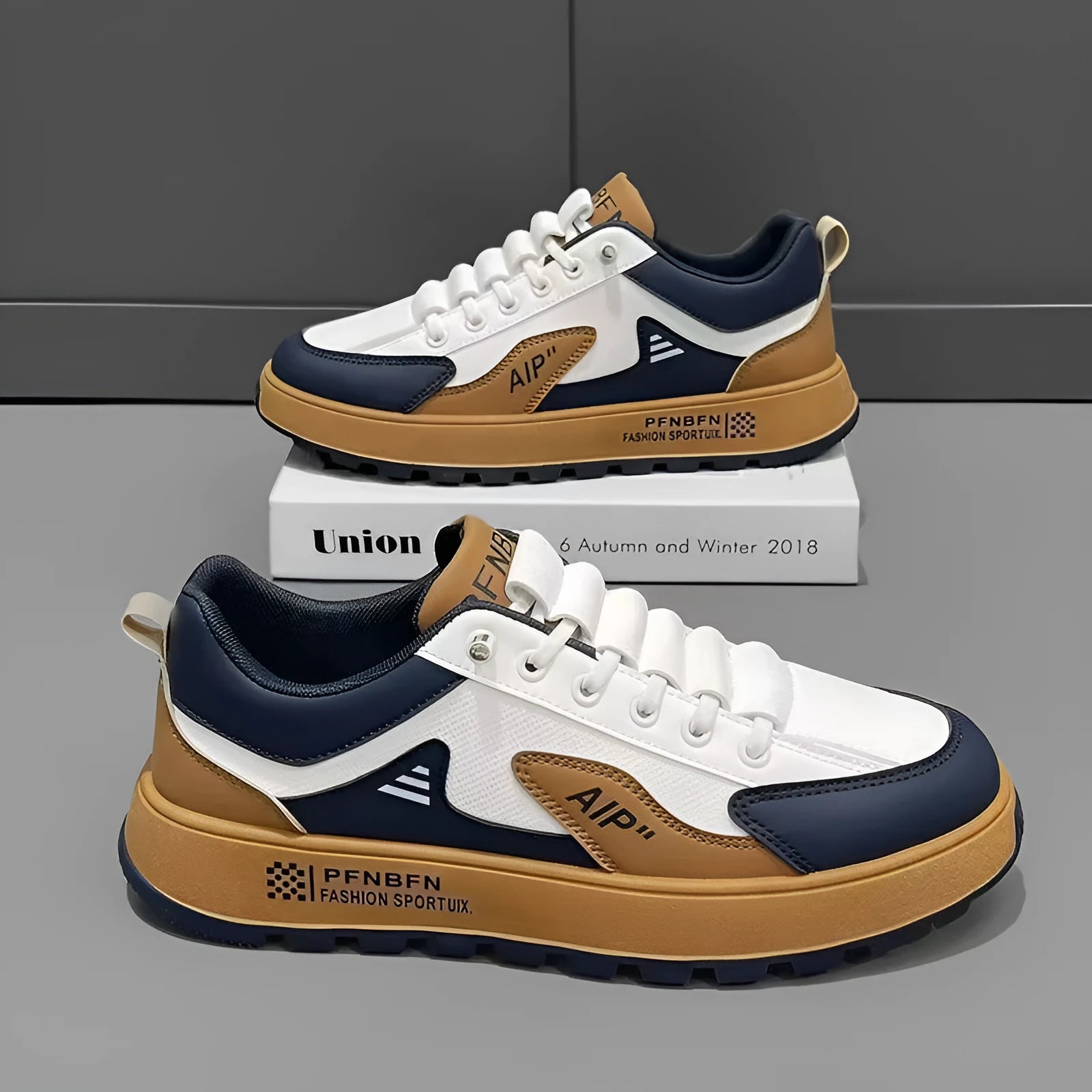 Men's casual sports shoes with artificial PU upper in solid colour with round toe design