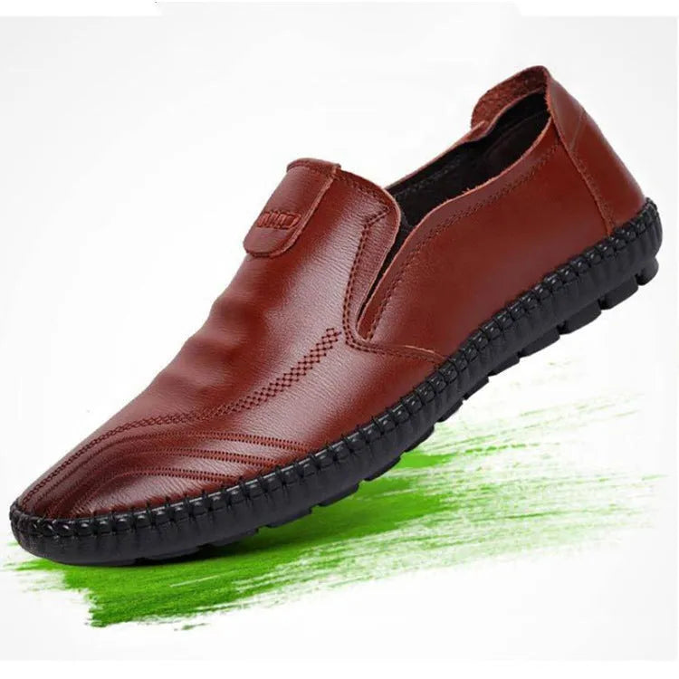 Men's casual workwear shoes in black, artificial PU leather, available in sizes 39 to 44