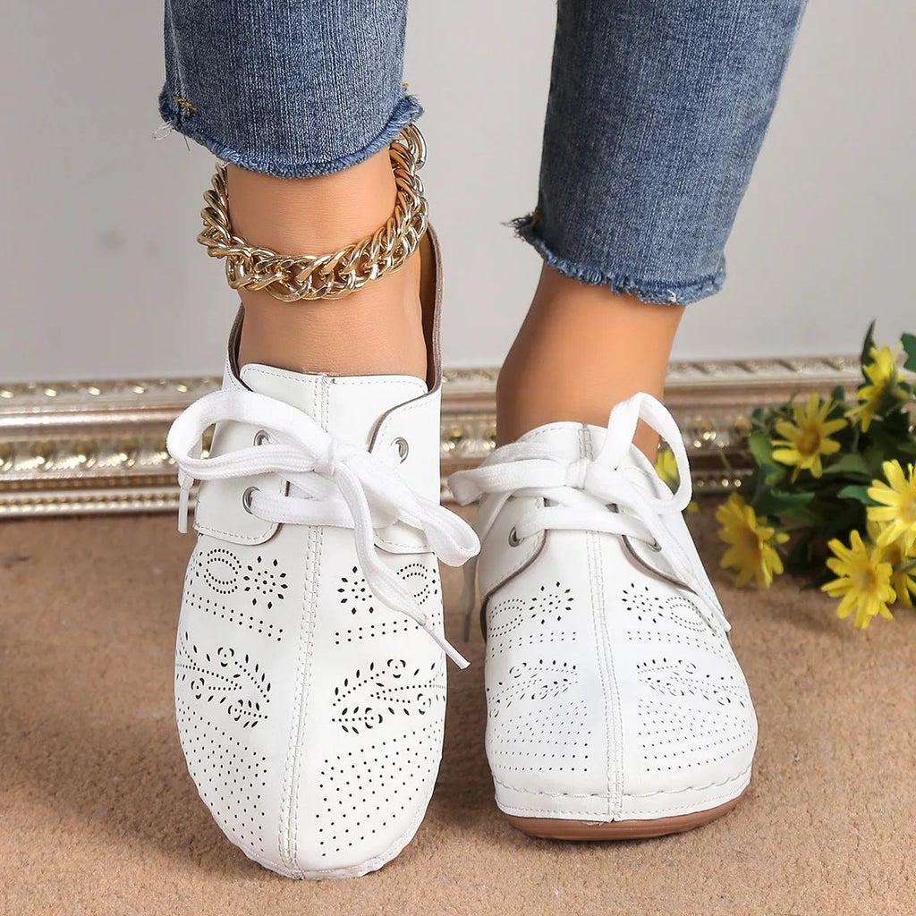 Women's lace-up wedge slippers in suede with hollow-out design and rubber sole