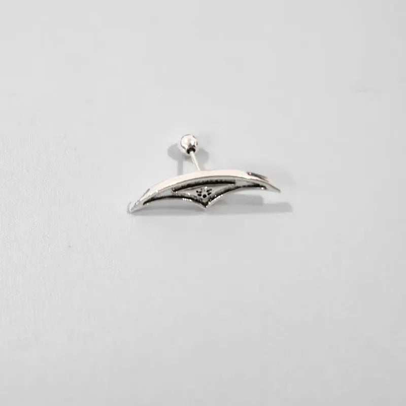 Geometric spider web stud earrings with mesh design in electroplated gold or silver metal finish.