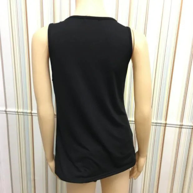 Plain cotton T-shirt with round neck collar in men's brown, simple short sleeve design