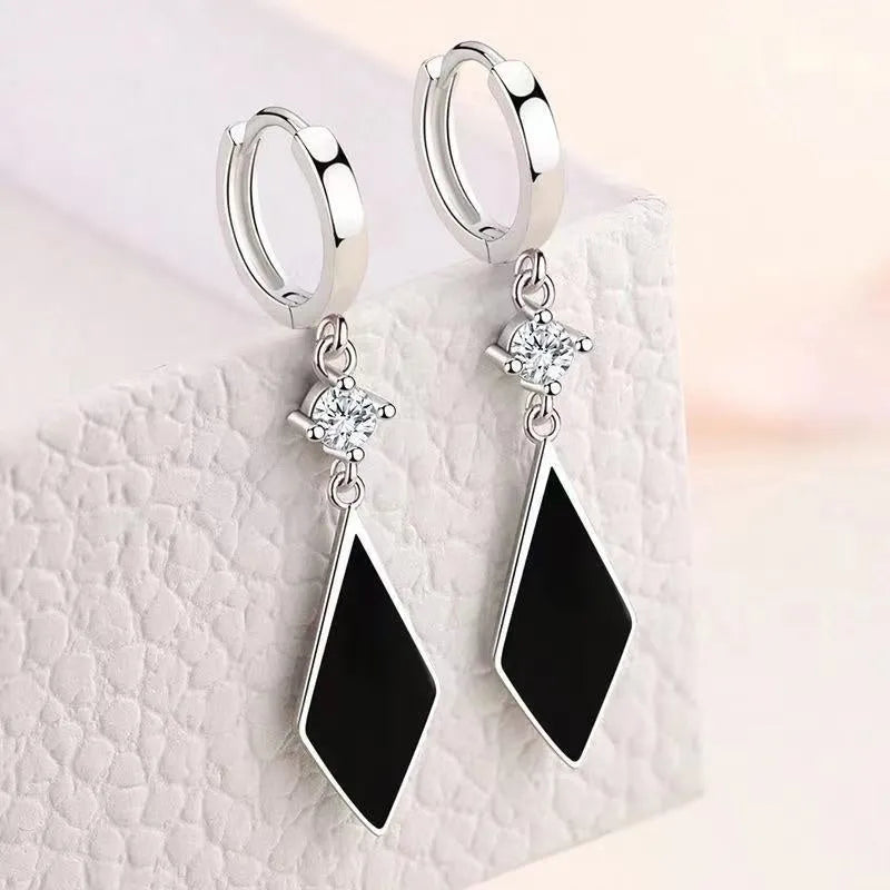 Silver geometric diamond clip-on earrings with vintage Japanese Korean design
