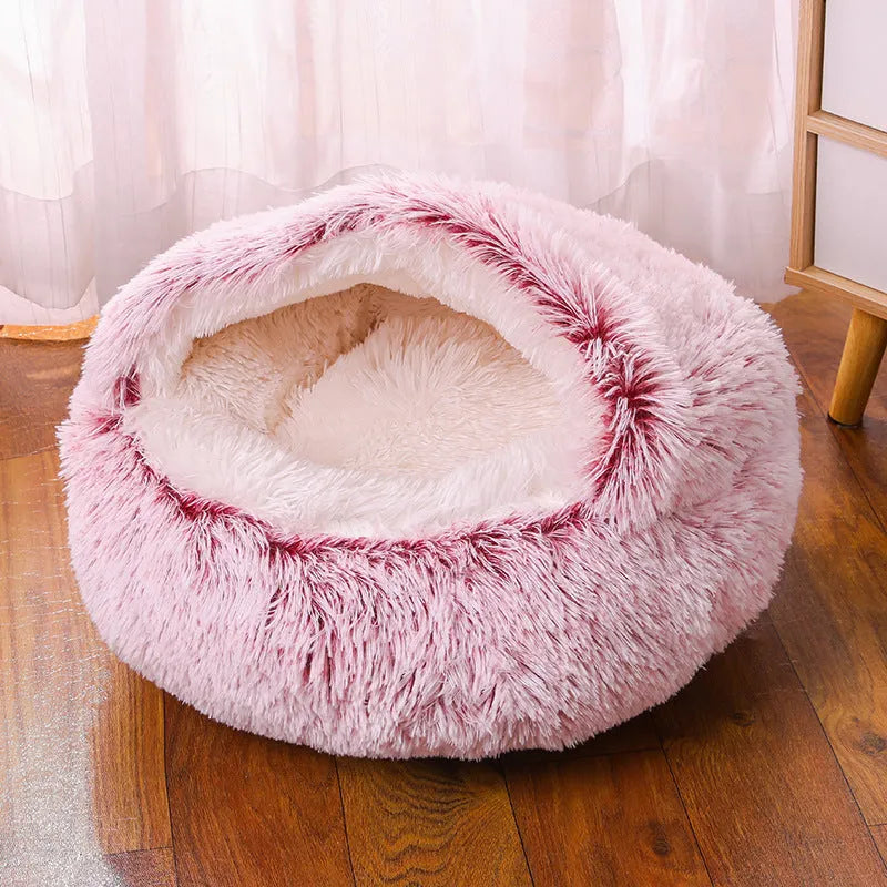 Waterproof cloth dog kennel with warm room section in semi-surrounded design