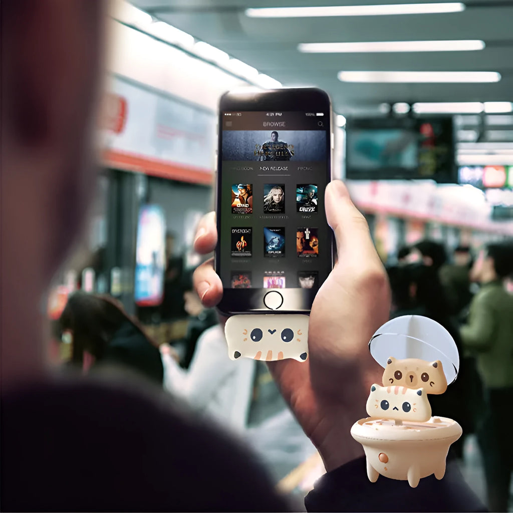 Cartoon design power bank for Apple iPhone charging in bear or cat style