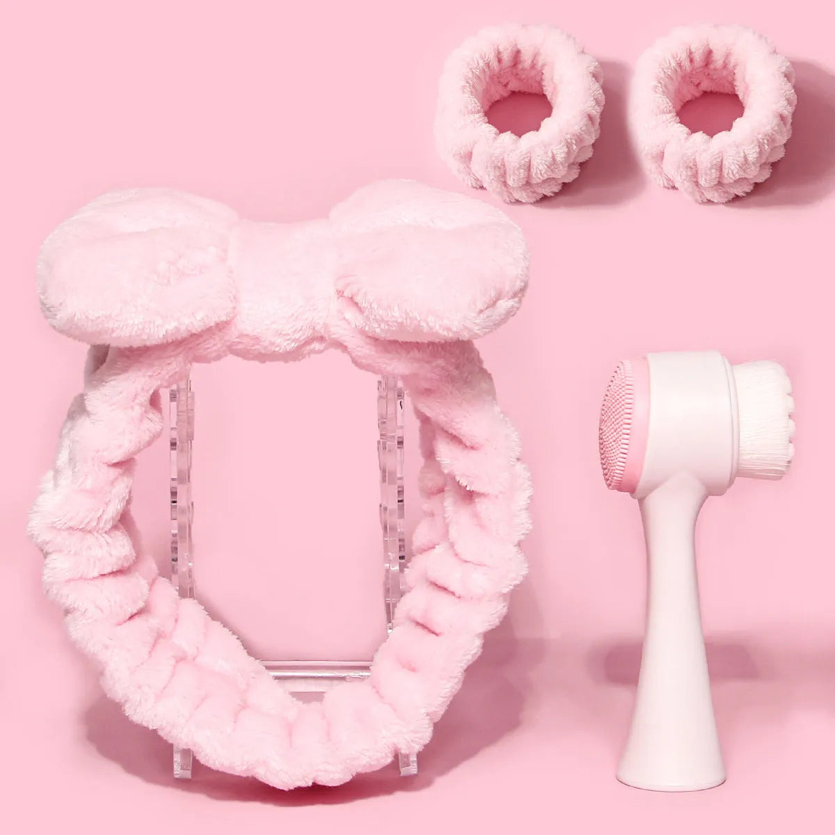 Facial brush three-piece set with coral fleece hair band in purple, gray, white or pink colours
