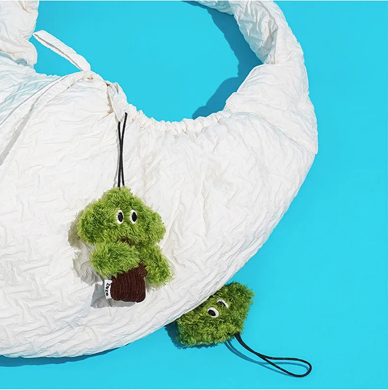 Pine tree cat mint toy bag pendant for cats measuring 10x3x12cm
