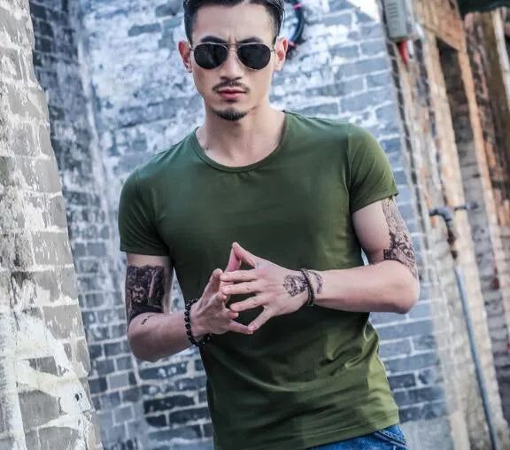 Men's summer t-shirt in bamboo fibre polyester available in multiple colours
