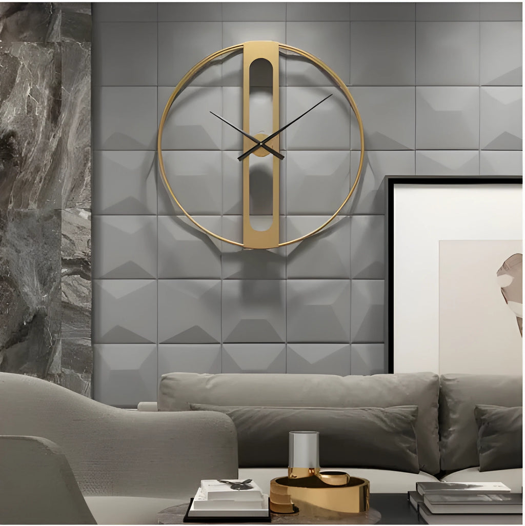 Round metal wall clock with 50cm diameter in black or gold minimalist design