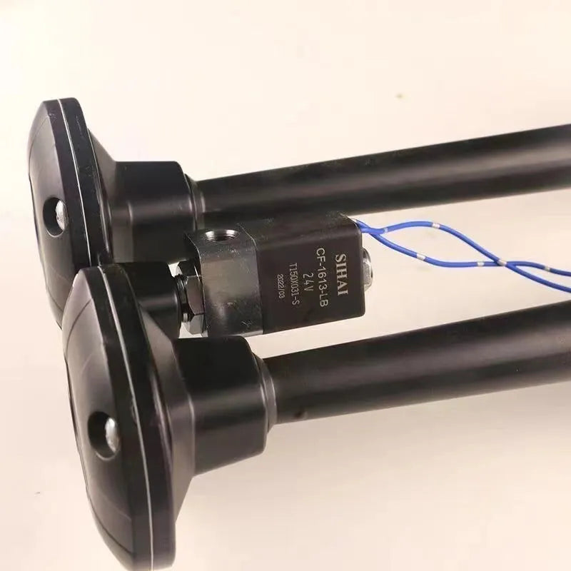 Black dual trumpet vehicle air horn kit with compressor for 12V and 24V systems