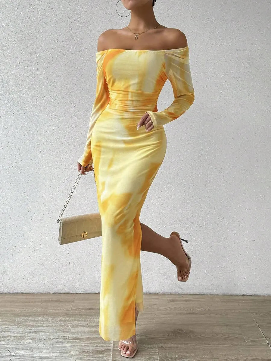 Printed pleated mesh fishtail dress with square collar and thigh split in gradient colours