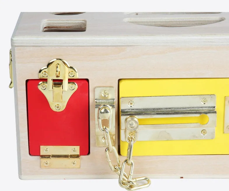 Wooden educational shape lock box preschool toy with 12 matching pieces