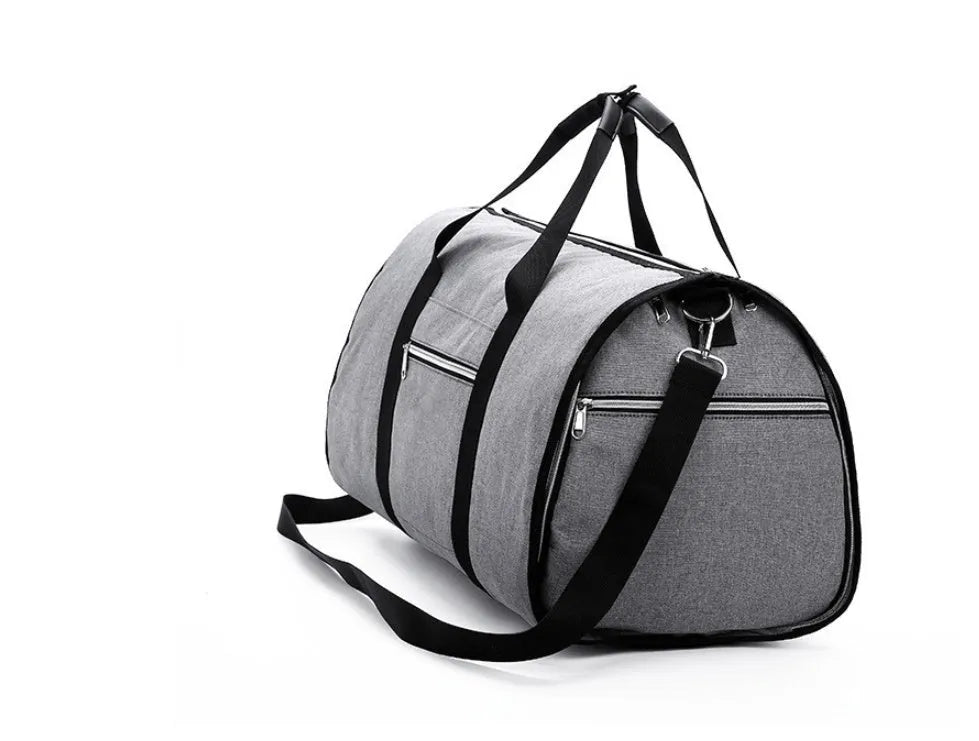 Cylinder-shaped travel bag in red, light grey, blue, or black colour with a zipper opening.