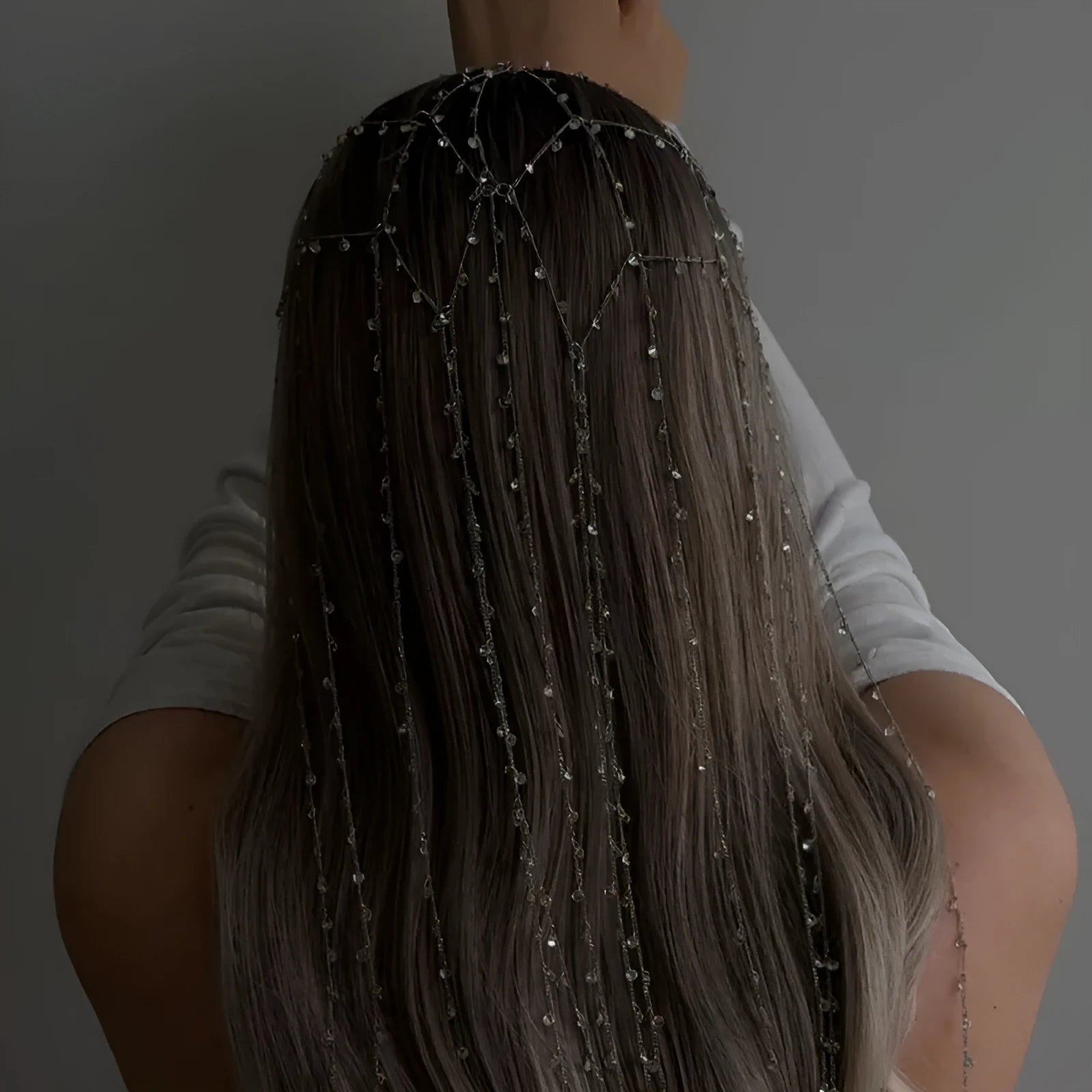 Gold metallic mesh hair band with rhinestones and chain tassel decoration