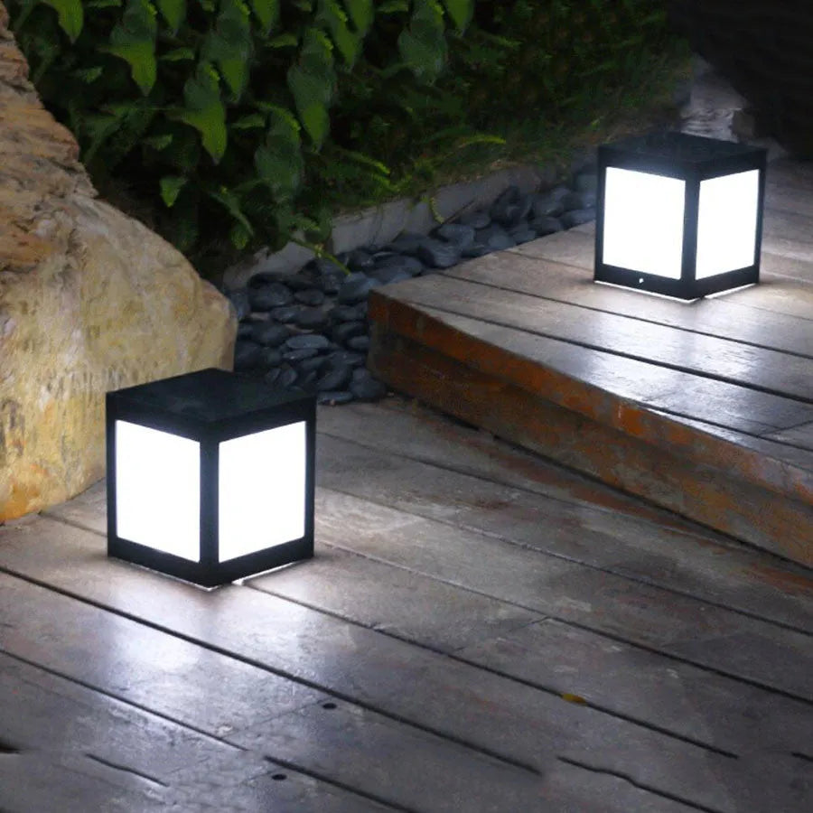 Solar garden lights with LED illumination for outdoor landscape and lawn lighting