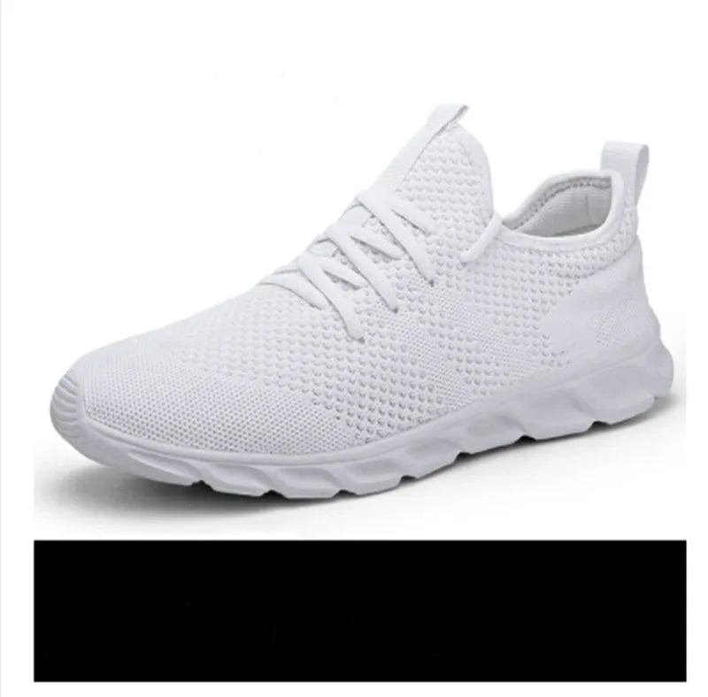 Men's black and white mesh sneakers with round toe and lace-up fastening