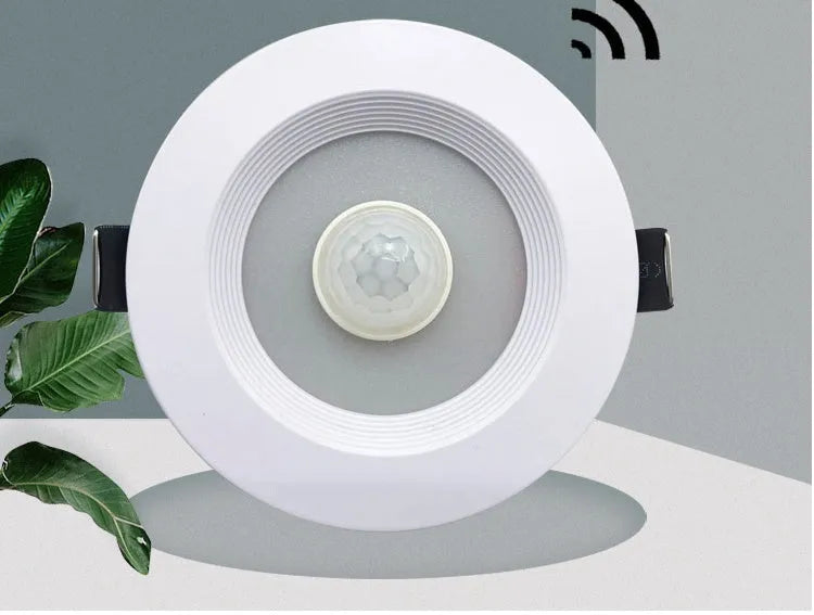 Aluminium infrared sensor LED down light ceiling fixture for kitchen or toilet.