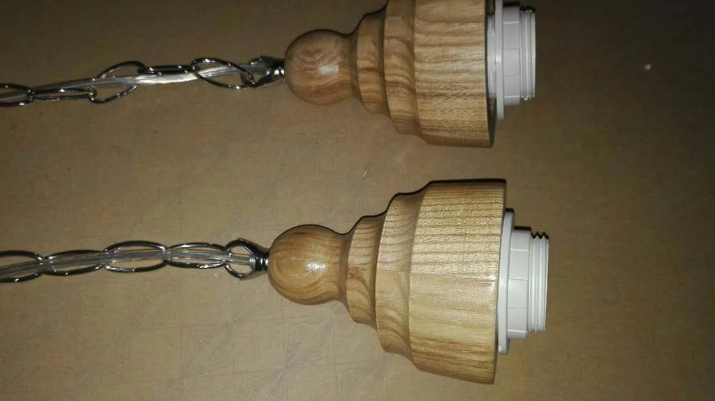 Glass wood grain single head pendant light with adjustable cable in a Nordic style