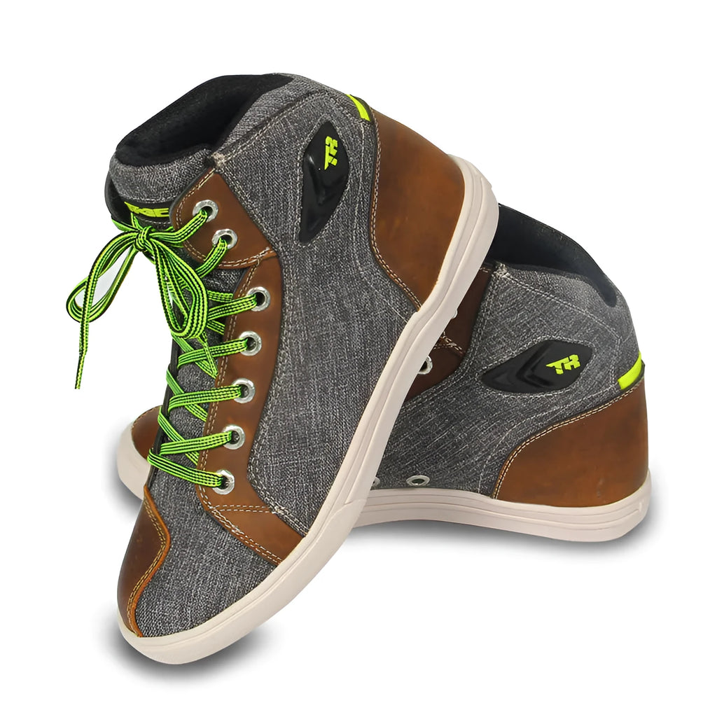 Men's black and grey casual short boots for motorcycle riding with breathable and non-slip features.