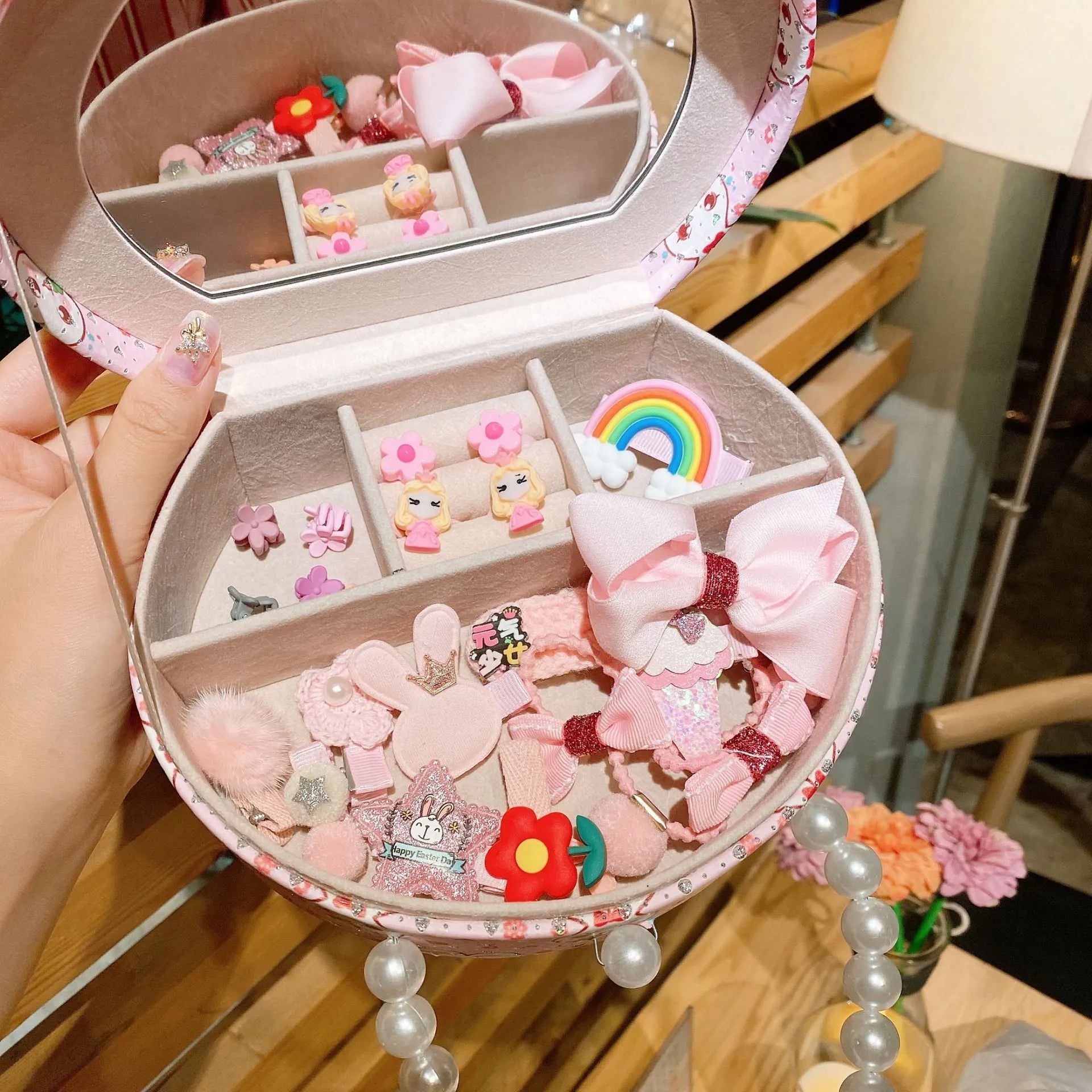 Children's cartoon hair clip headdress set with 26 cloth accessories in gift storage box