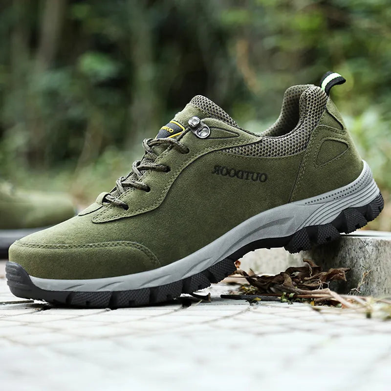 Men's outdoor hiking shoes in army green showing low-cut design with viscose rubber sole