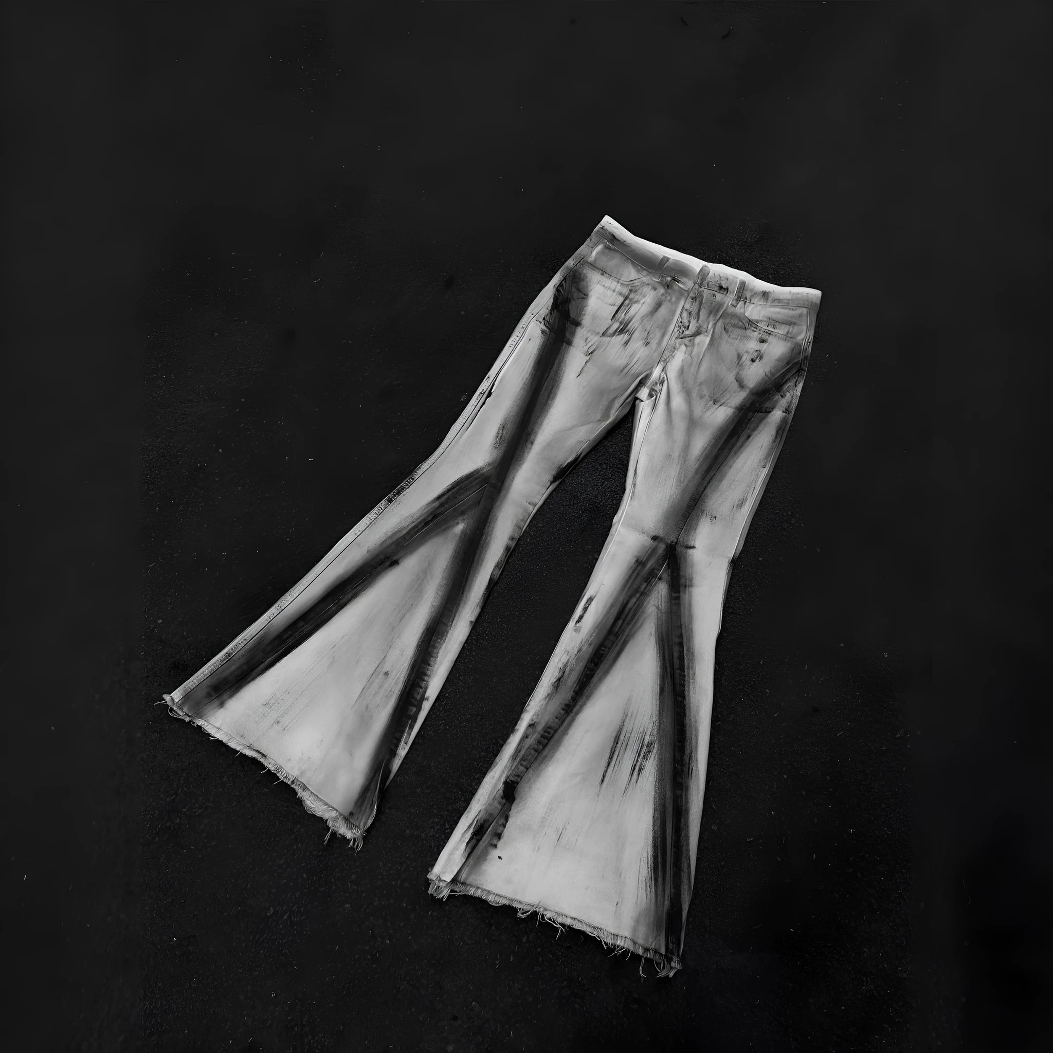 White American street retro heavy rough selvedge jeans with black ribbon gradient detailing and mid waist cut