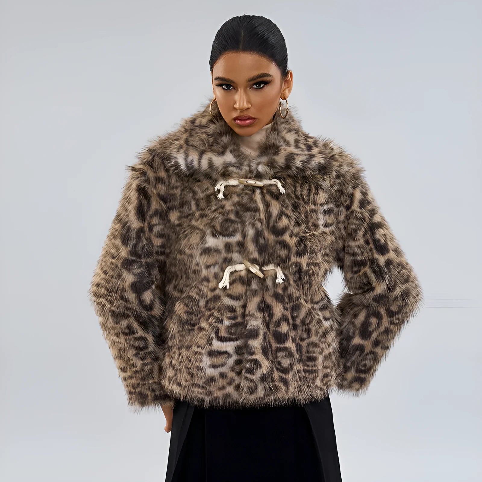 Leopard print women's coat with buckle lapel design in street fashion style