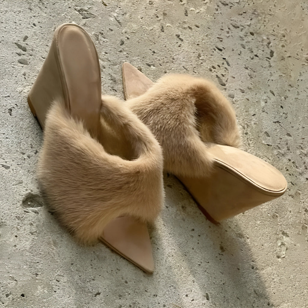 French casual wedge slippers in apricot with artificial plush upper and rubber sole