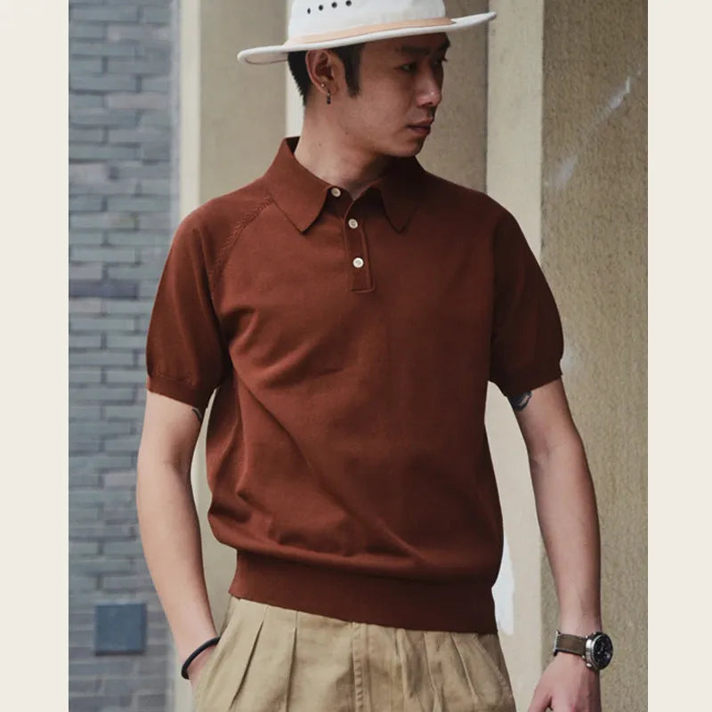 Retro slim fit cotton short-sleeved T-shirt in dark brown colour for summer leisure wear