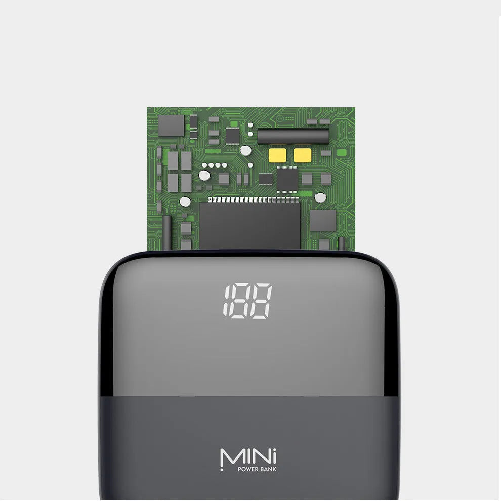 Portable 10000mAh power bank with digital display and dual USB outputs