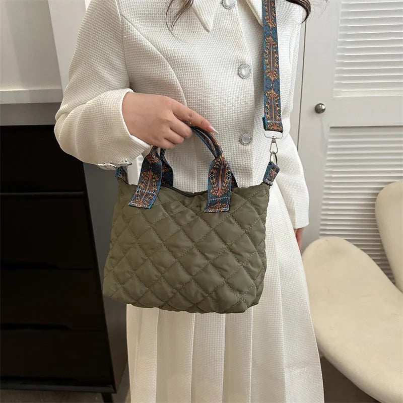 Urban simplicity shoulder messenger bag in Oxford cloth with embroidery detailing and single strap