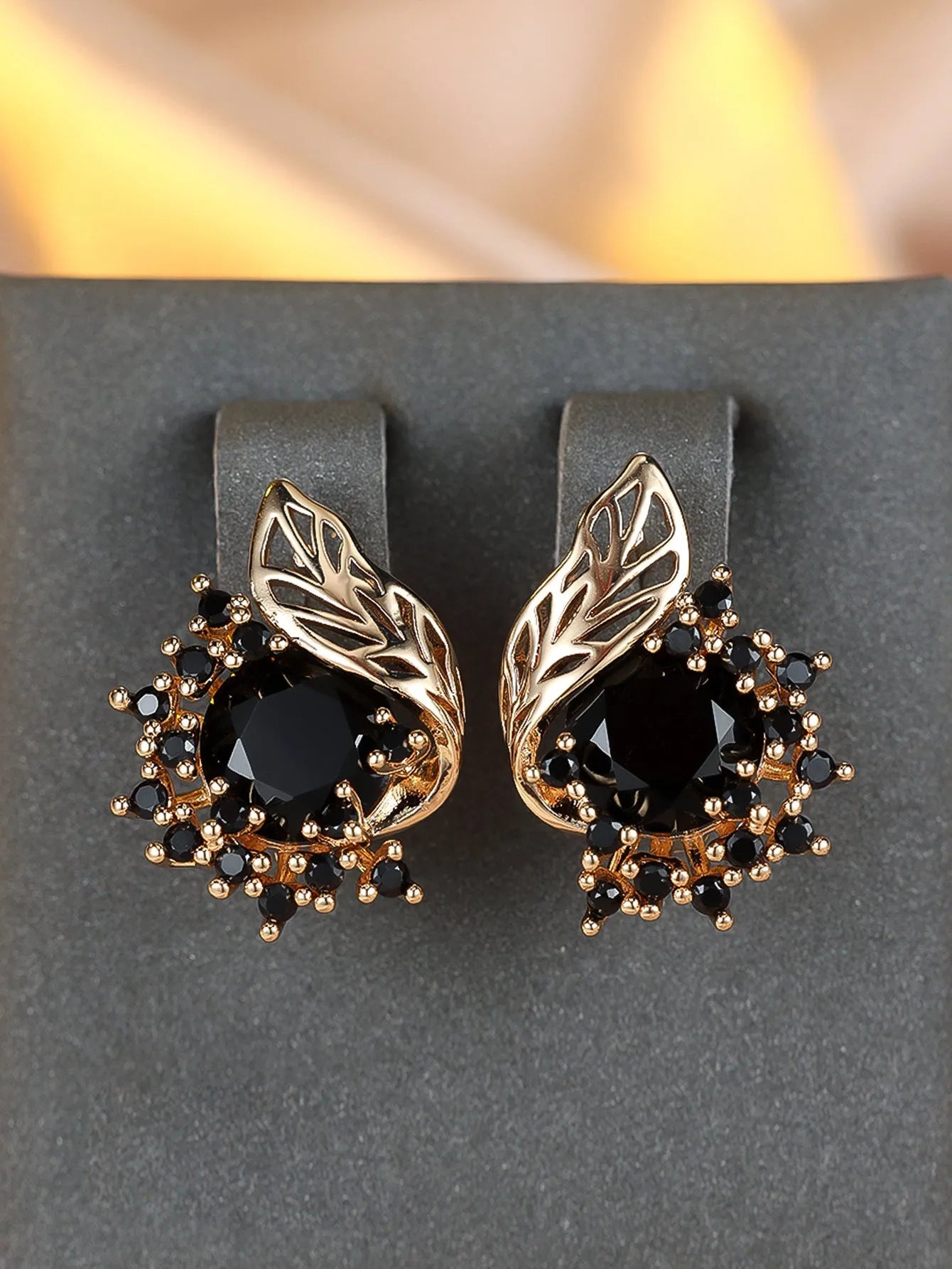 Women's round flowers feather zircon earrings with champagne gold electroplating and six gemstone colour options