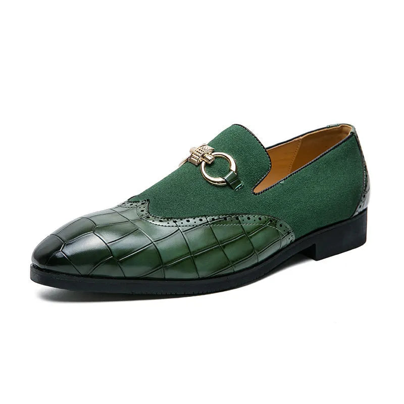 Men's black Korean style pointed toe leather shoes with low top and rubber sole.