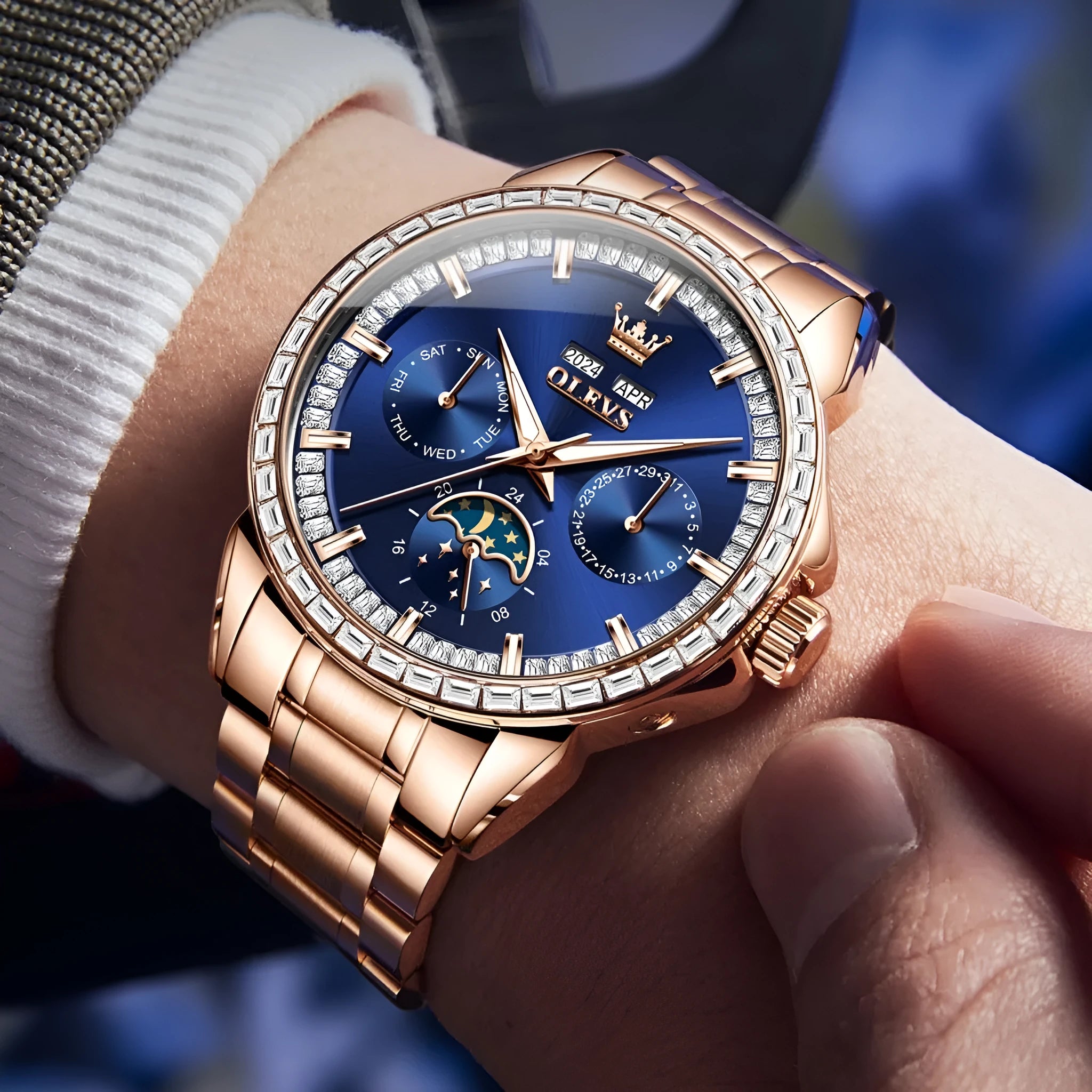 Men's automatic mechanical watch with diamond markers on stainless steel band