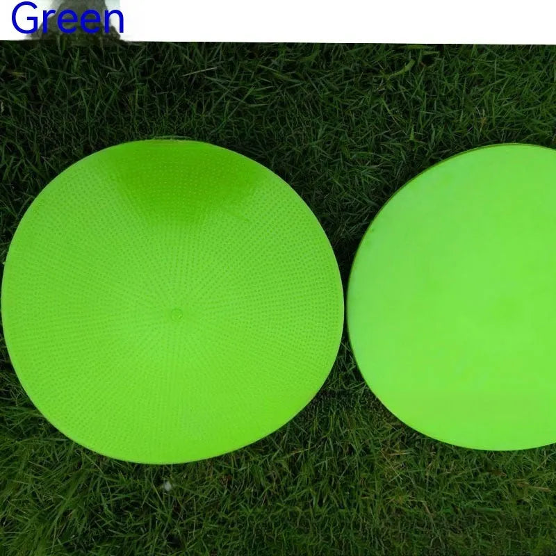Football training landmark pad disc in bright colours showing 23cm diameter for target practice