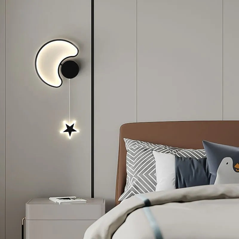 Five-pointed star shaped wall lamp with a cartoon cloud design, available in black or white.