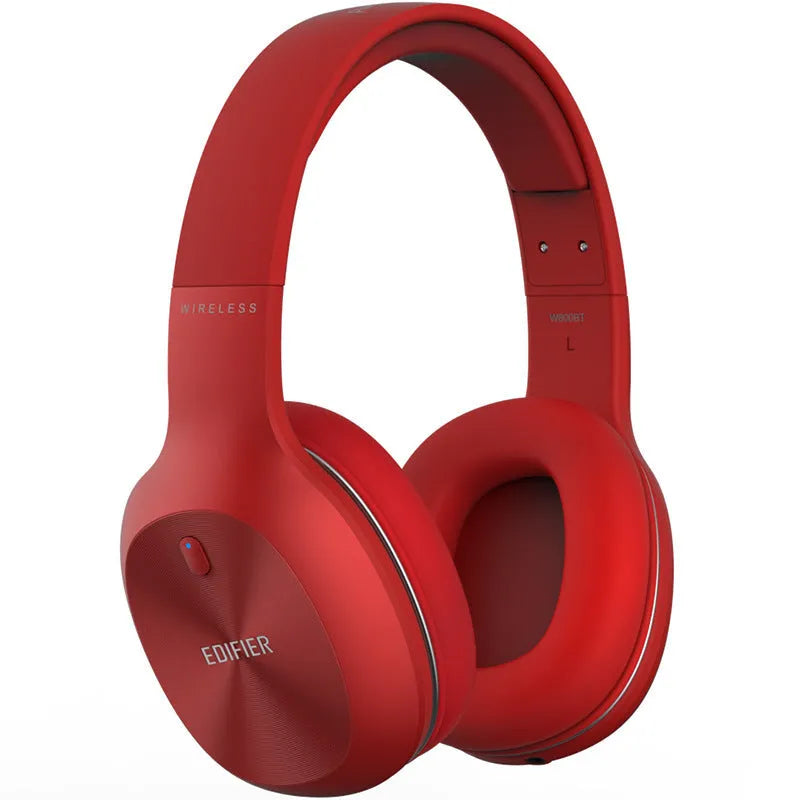 Over-ear sports headphones in black colour with Bluetooth V5.0 wireless connectivity