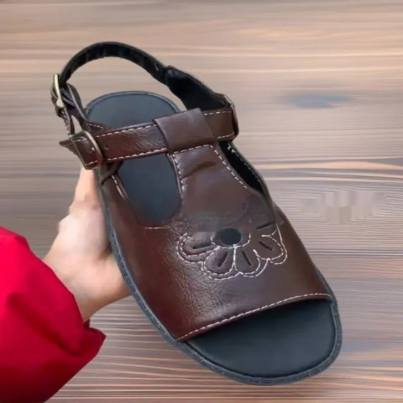 Men's black embroidered floral pattern beach sandals with flat heel on PU upper