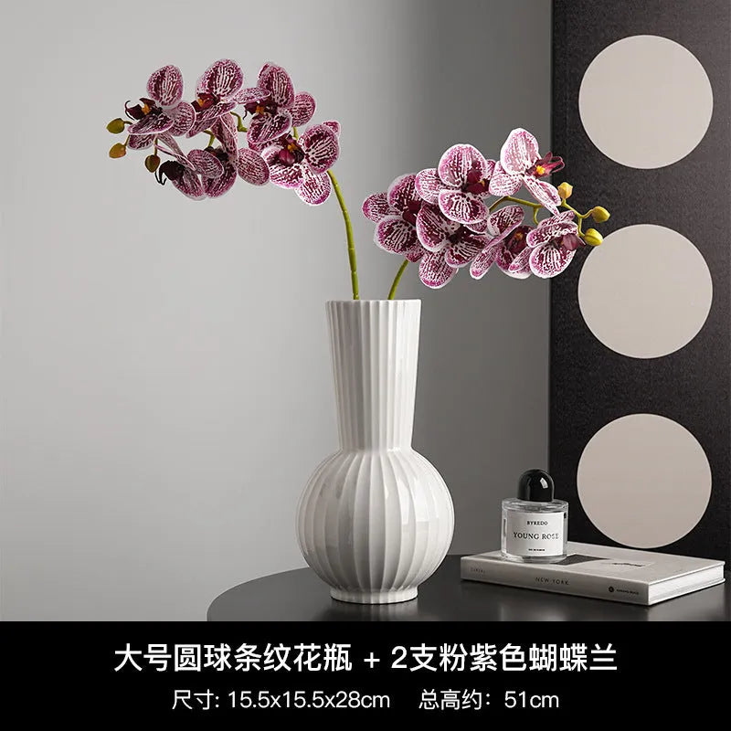 Striped ceramic ball vase in American country style for table decoration