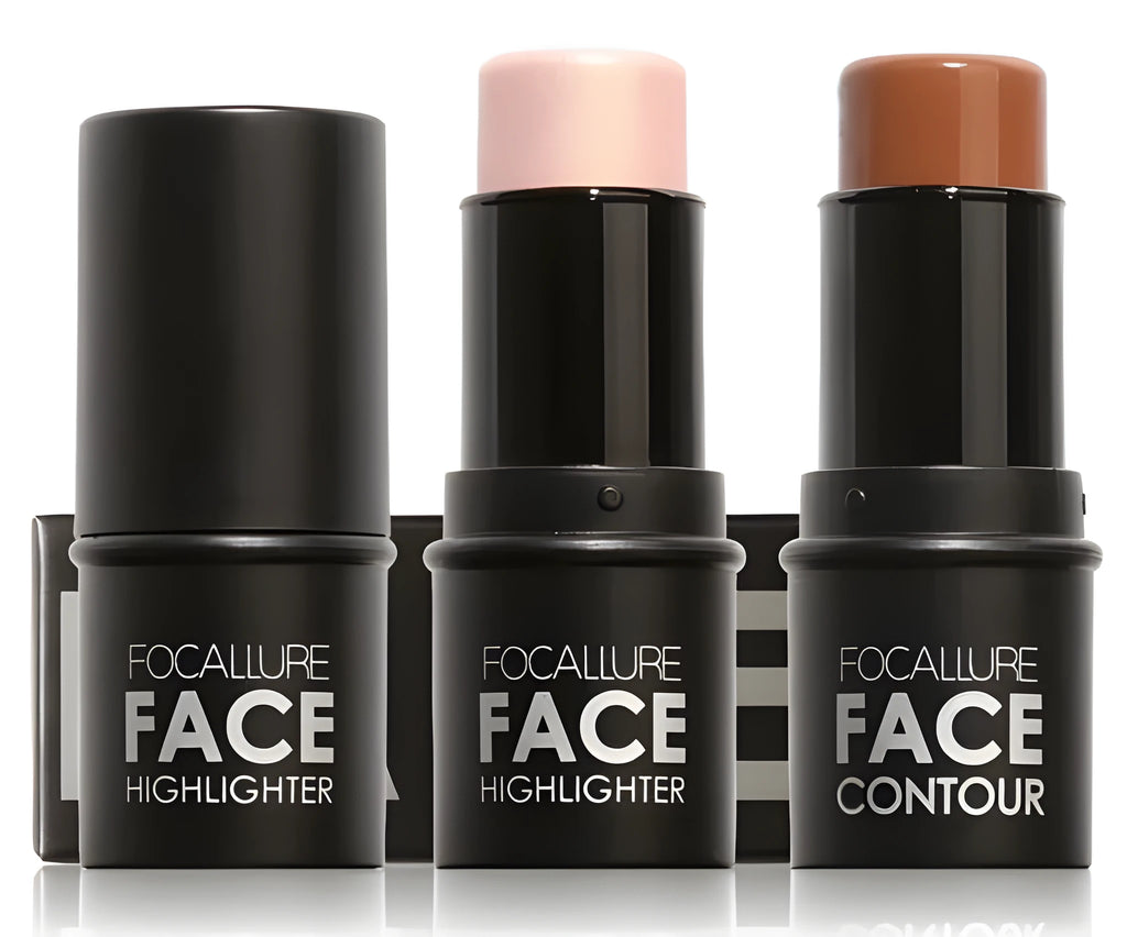 Four-shade face contour highlighter cream pots labelled A, B, C, D.