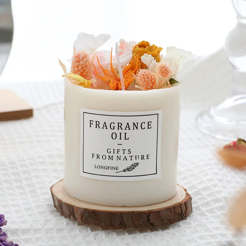 Dried flowers decorative scented candle with approximately 330g content showing fragrance options including lavender and vanilla