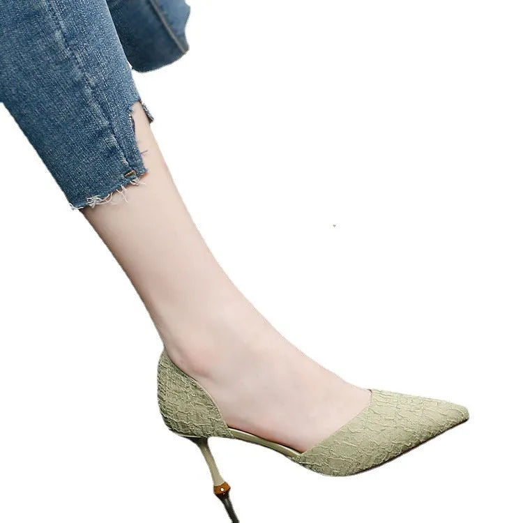 Women's black pointed-toe stiletto high heel shoes with a 6-8cm heel