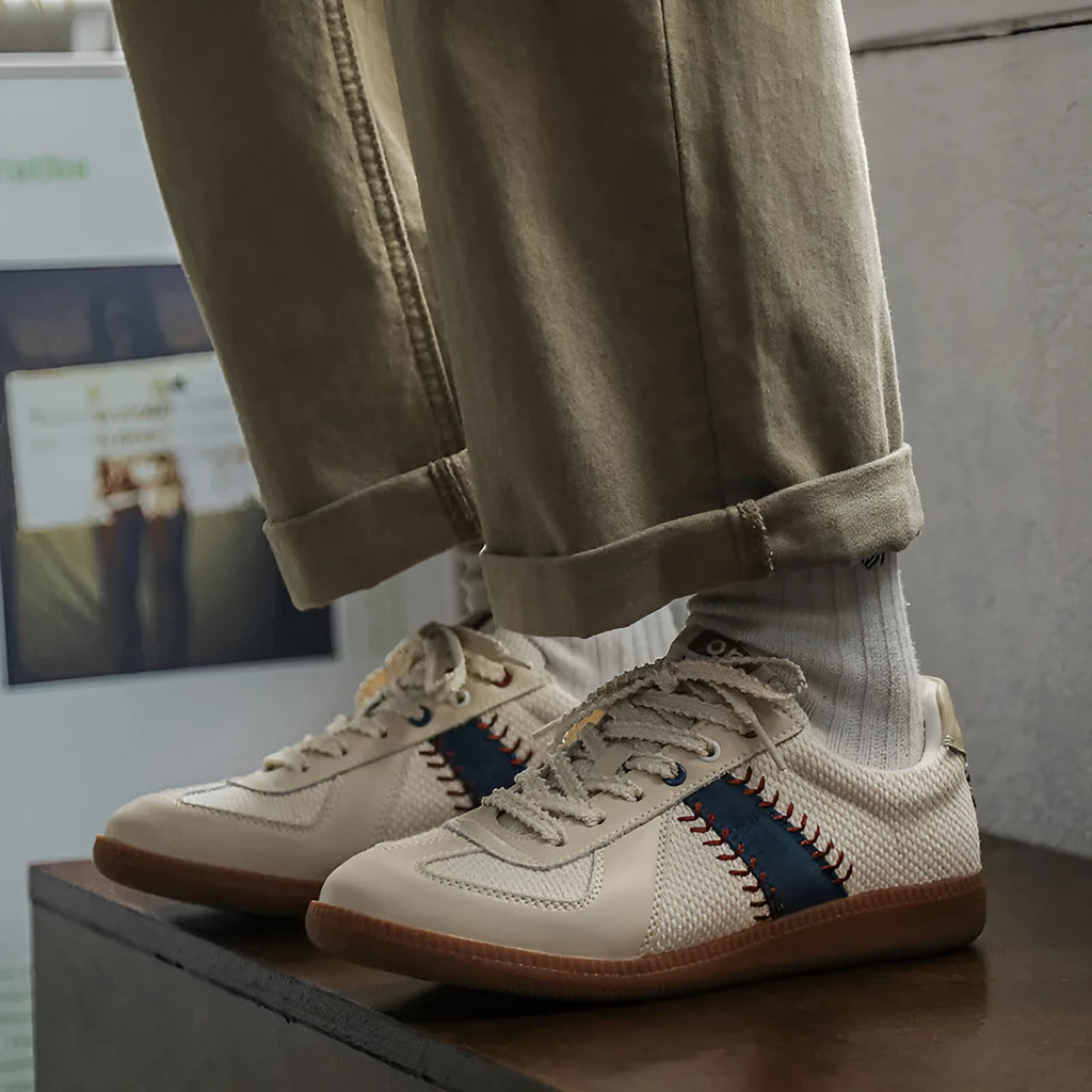 White men's casual exercise sneakers with mesh upper and low flat heel