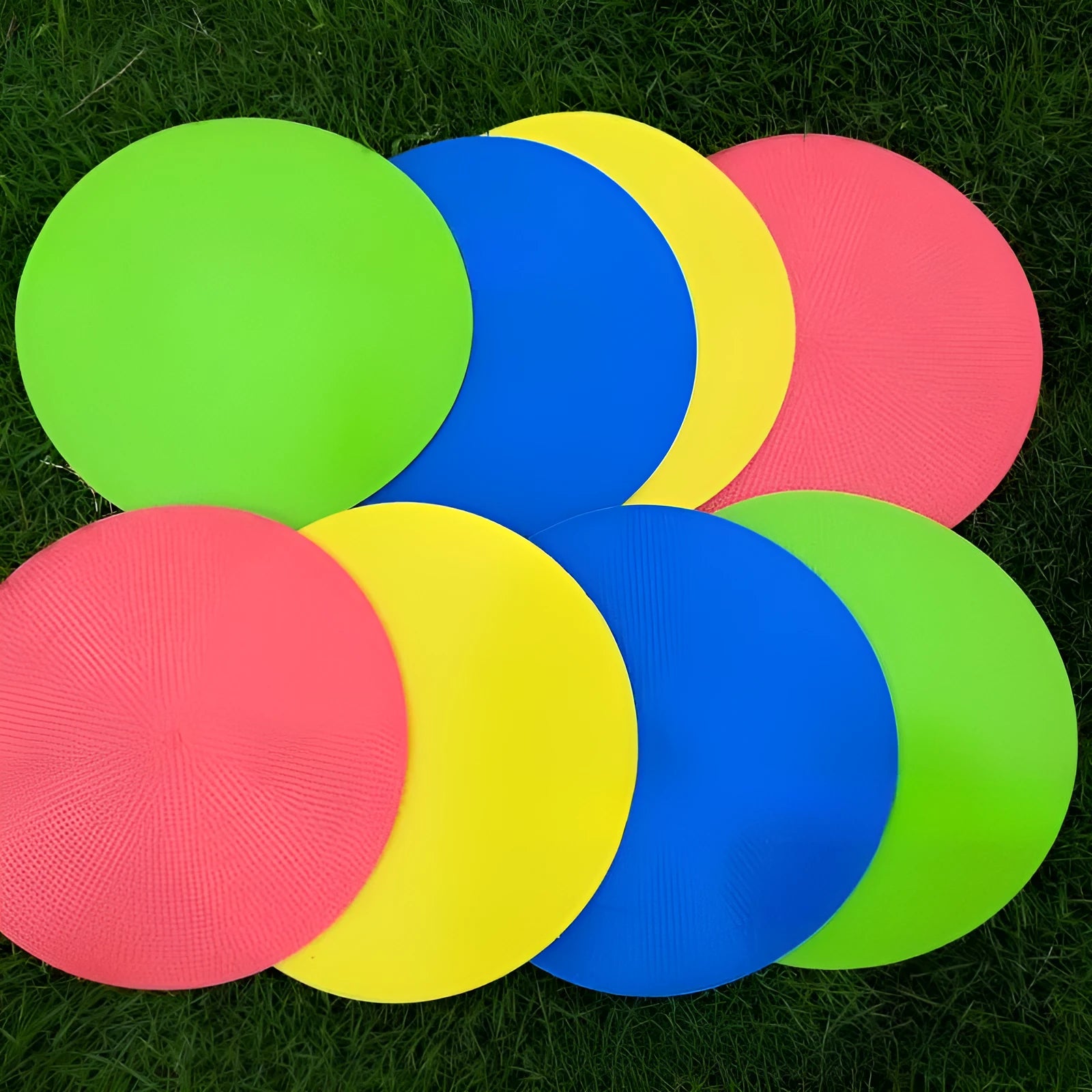 Football training landmark pad disc in bright colours showing 23cm diameter for target practice