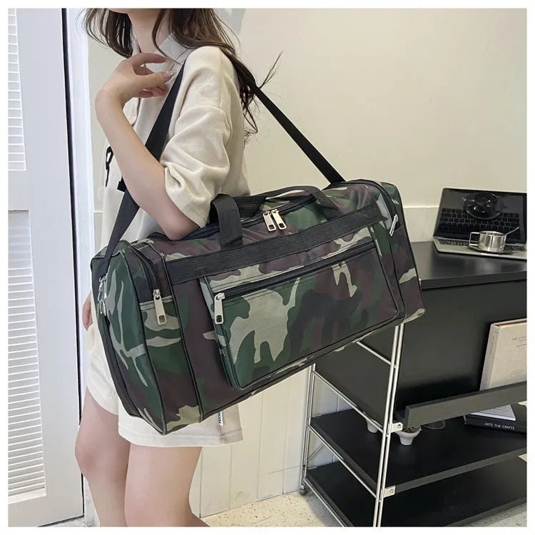 Camouflage waterproof luggage bag with below 20L capacity and stripes pattern