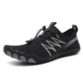 Lightweight indoor training sneakers with striped pattern and rubber sole in various colours